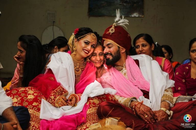 Why Should You Hire a Professional Wedding Photographer & Cinematographer?  | Reasons For Hiring a Professional Photographer?